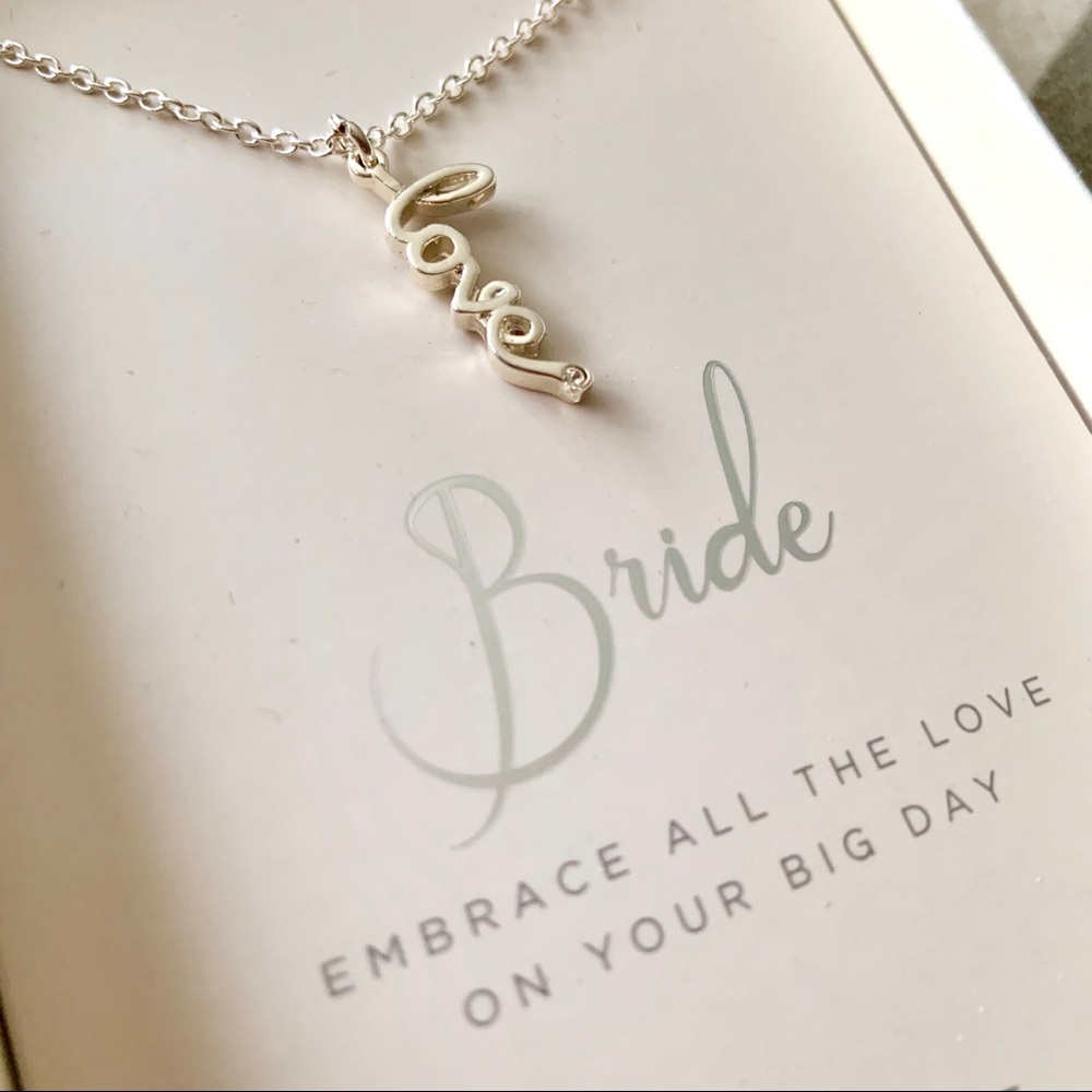 ✨ Lucky Feather Bride Necklace ✨ - Picture 3 of 4